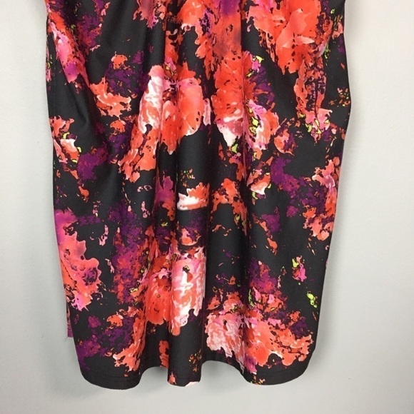 FABLETICS Mosa Tank Top in Impasto Floral Print - Picture 10 of 11